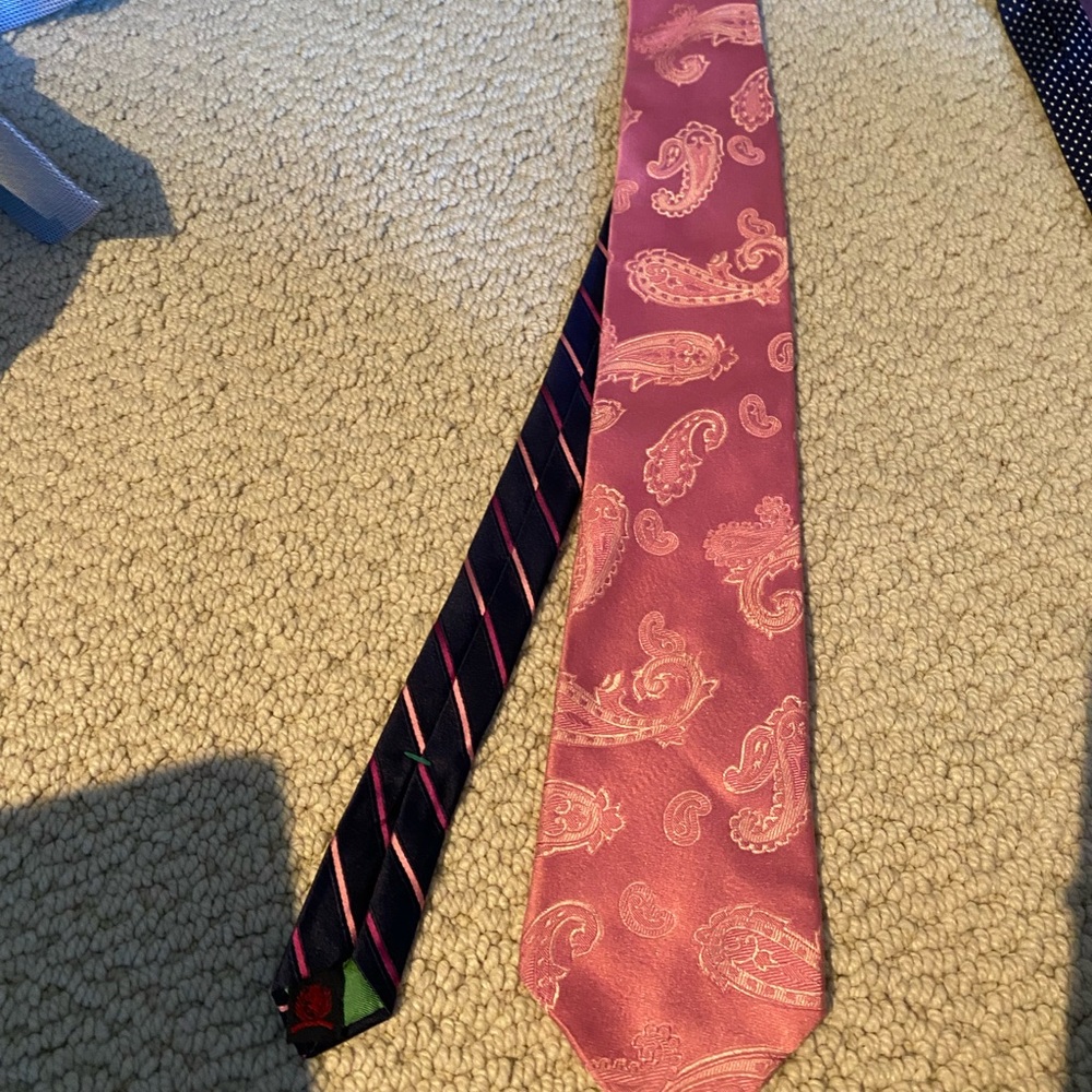 Tommy Hilfiger tie